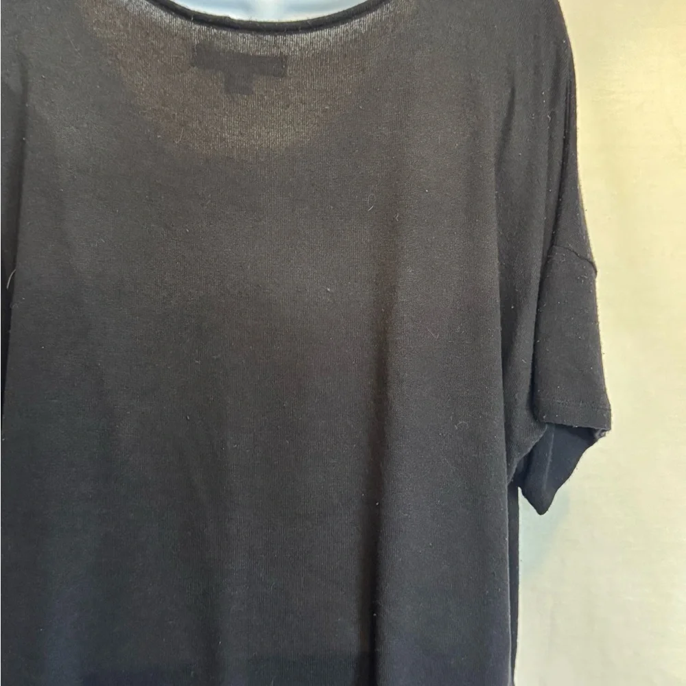A-130 Donna Karan Sleepwear Black Short Sleeve Pajama Top‎ Size L